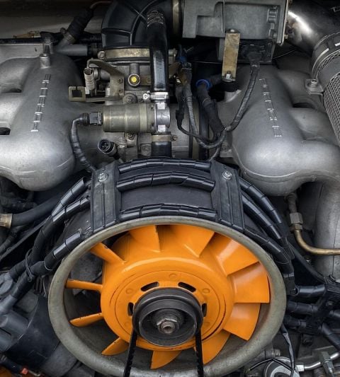 A detail image from a classic {{$manufacturer}}