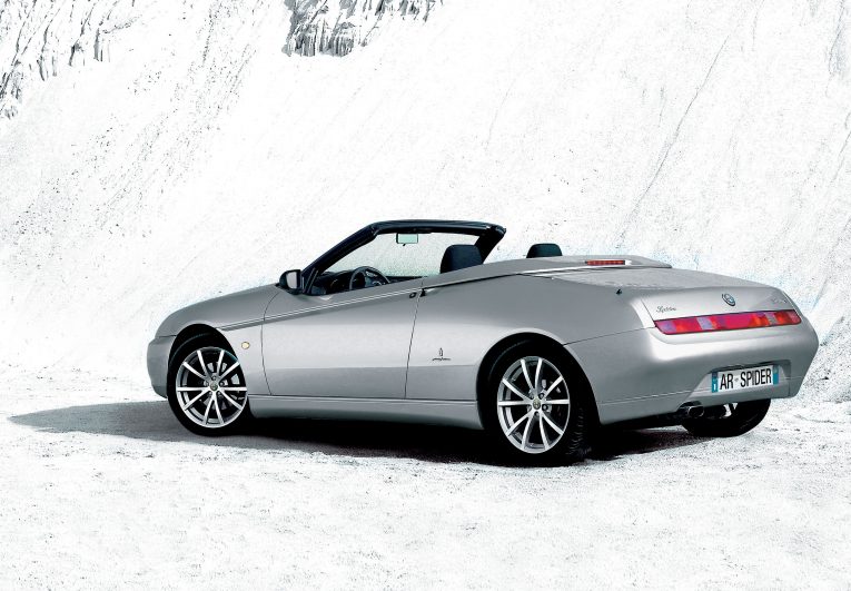 Alfa, Alfa Romeo, Alfa Romeo GTV, Alfa Romeo Spider, GTV, Spider, Spider silver, carandclassic, carandclassic.co.uk, coupe, roadster, convertible, motoring, automotive
