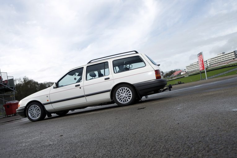 Ford, Ford Sierra, Ford Sierra Ghia, Ford Sierra RS Cosworth, Cosworth