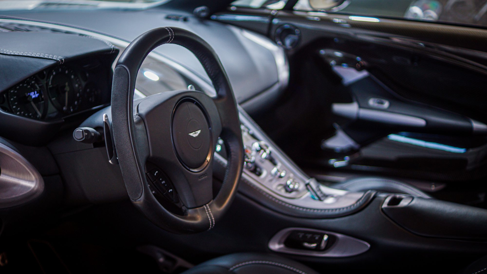 One 77 The Ultimate Aston Martin Car Classic Magazine one-77-the-ultimate-aston-martin-car-classic-magazine