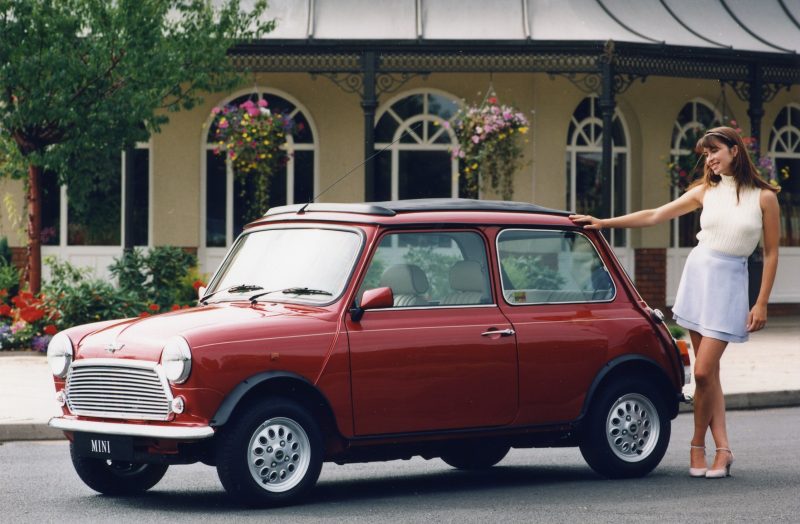 Austin Vs Rover Mini Daily Driver – Five Classics You Can Use Every Day | Car & Classic Magazine