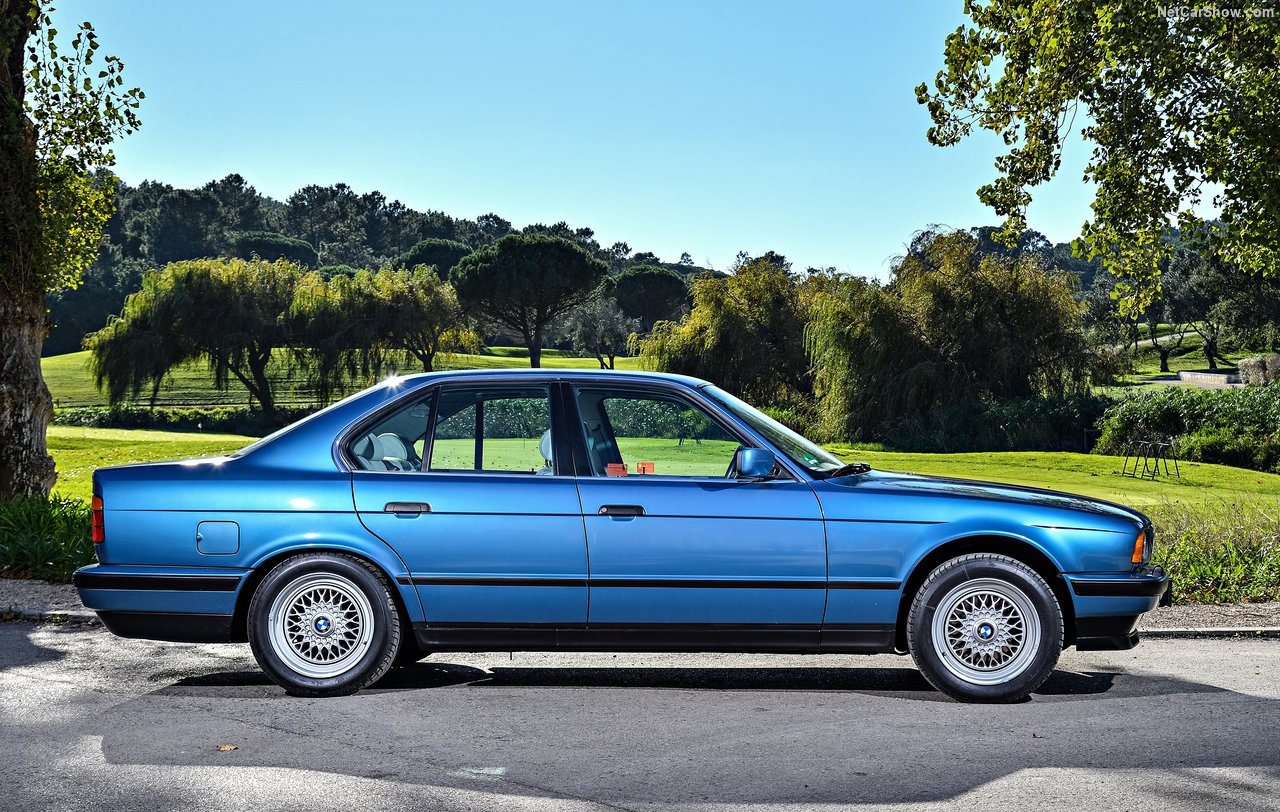 Daily Driver – Five Classics You Can Use Every Day | Car & Classic Magazine