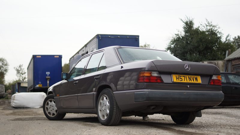 classic car, retro car, W126, Mercedes-Benz, Rover, Rover 800, W124,Ford Thunderbird, Ford Capri, Ford Cortina, Capri, Zodiac, Ford Zodiac, machines, classic car bond, classic car ownership, classic car, retro car, motoring, automotive, carandclassic, carandclassic.co.uk