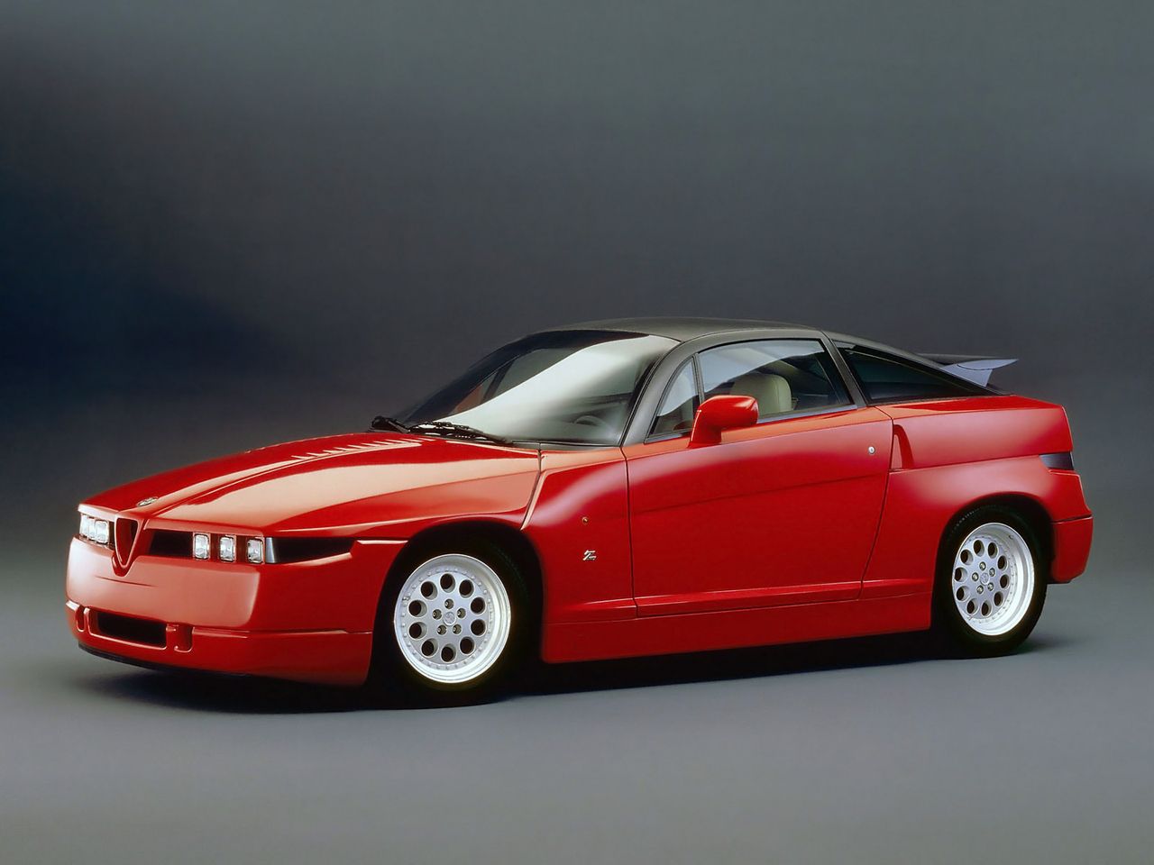 Alfa Romeo SZ – Pocket Monster | Car & Classic Magazine