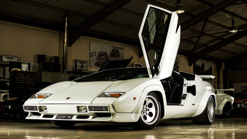 classic car, motoring, automotive, car and classic, carandclassic.co.uk, carandclassic.com, Gandini, Marcello Gandini, Ferrari, Lamborghini, Bertone, Lamborghini Countach, Lancia Stratos, Italian car, car design, automotive design, famous designer, Lamborghini Miura, BMW 5 Series, Renault 5 Turbo, Citroën BX
