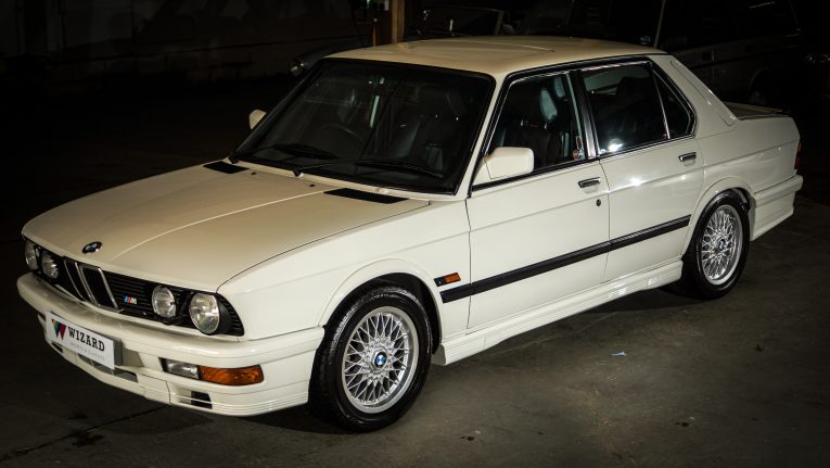M5, BMW M5, E28 M5, E28, BMW E28, BMW, motorsport, M Car, M1, BMW M1, motoring, automotive, Wizard Classis and Sports, motoring, automotive, classic car, retro car, car and classic, carandclassic.co.uk