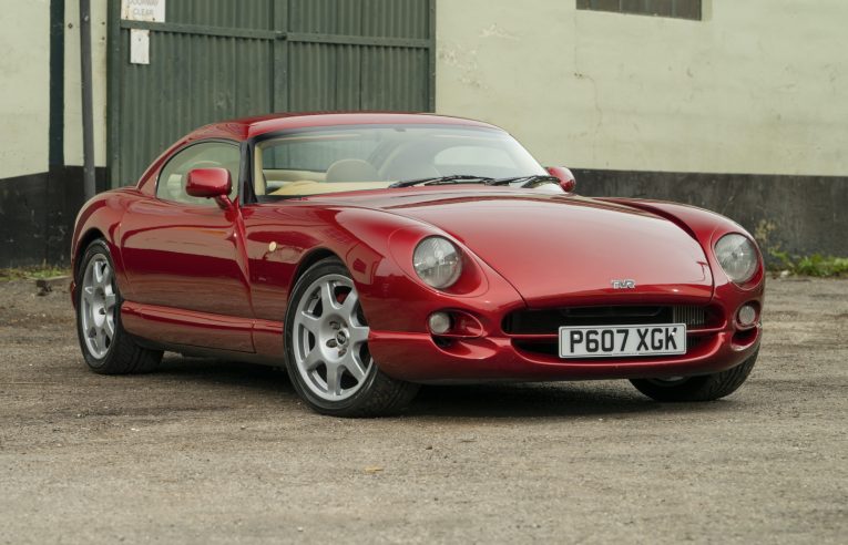 TVR, Cerbera, TVR Cerbera, 4.2, V8, 4.5, slant-six, Speed Eight, car and classic, car and classic auctions, carandclassic.co.uk, motoring, automotive, British car, 90s car, auction, motoring, automotive, classic, retro, buyer's guide, Red Rose, modern classic, carandclassic.com, performance car, classic TVR for sale, classic Cerbera for sale, sports car, TVR Cerbera buyer's guide