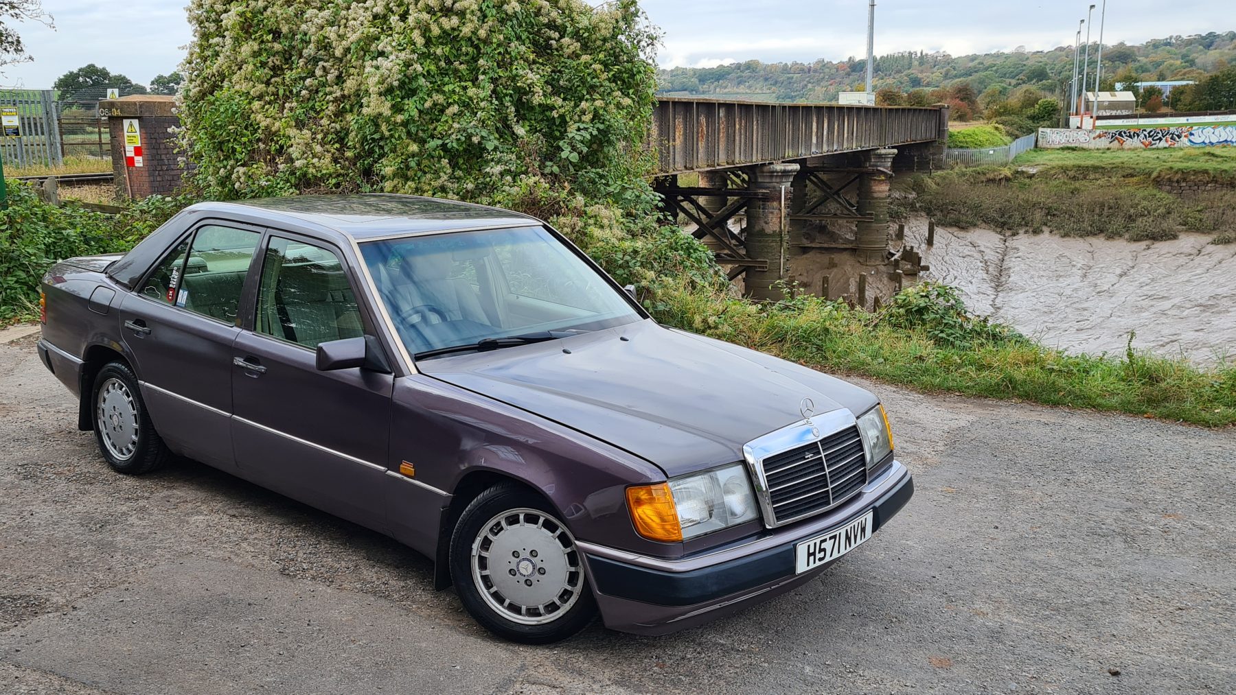 Mercedes-Benz W124 – The Time is Now