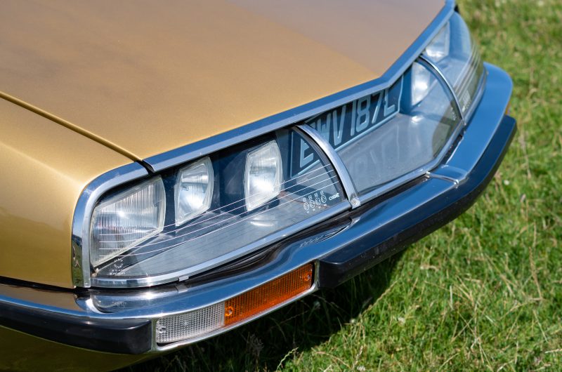 Citroën SM, Citroen, SM, DS, Citroen DS, French classic car, french car, motoring, automotive, car and classic, carandclassic.co.uk, retro, classic, futurism, future car