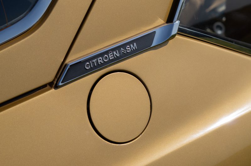Citroën SM, Citroen, SM, DS, Citroen DS, French classic car, french car, motoring, automotive, car and classic, carandclassic.co.uk, retro, classic, futurism, future car
