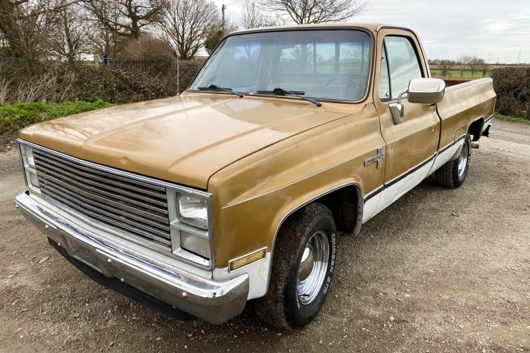 Chevrolet, Chevy, C10, Chevrolet C10, pickup, truck, pickup truck, Scottsdale, motoring, automotive, car and classic, carandclassic.co.uk, retro, classic, V8, American