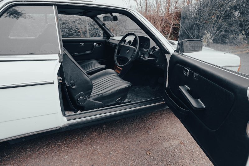 230CE, Mercedes-Benz, Mercedes, Mercedes-Benz W123, W123, 230, coupe, classic Mercedes, retro mercedes, mercedes barn find, barn find, project car, restoration project, car and classic, carandclassic.co.uk, motoring, automotive, retro, classic