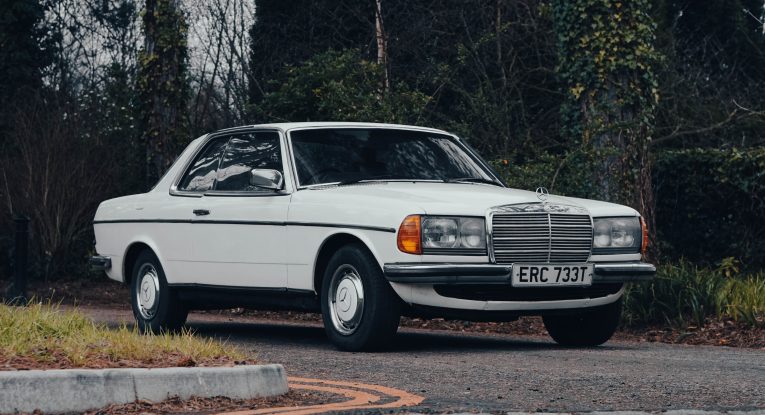 230CE, Mercedes-Benz, Mercedes, Mercedes-Benz W123, W123, 230, coupe, classic Mercedes, retro mercedes, mercedes barn find, barn find, project car, restoration project, car and classic, carandclassic.co.uk, motoring, automotive, retro, classic