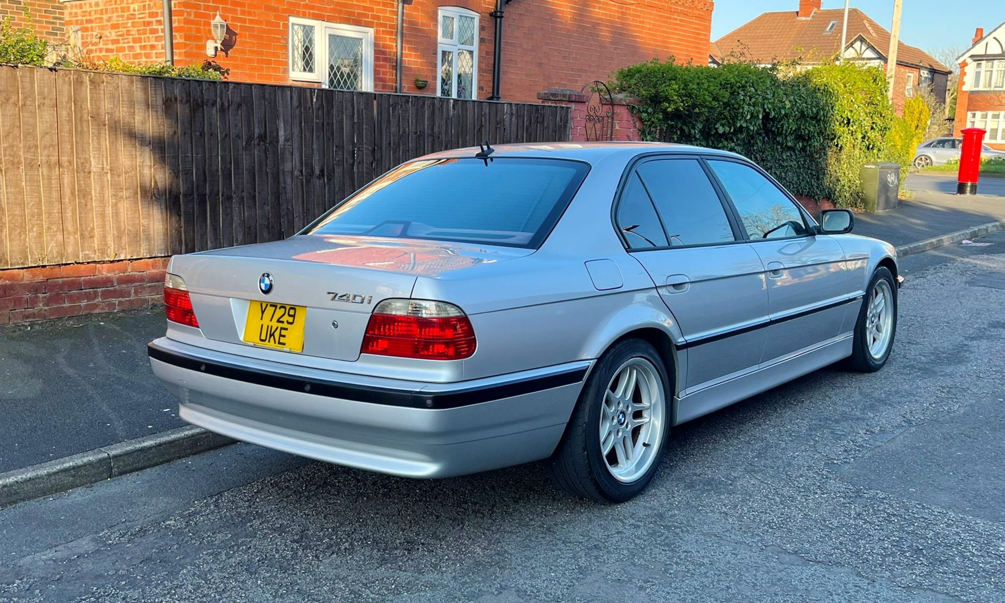2001 BMW E38 740i – Classified of the Week | Car & Classic Magazine