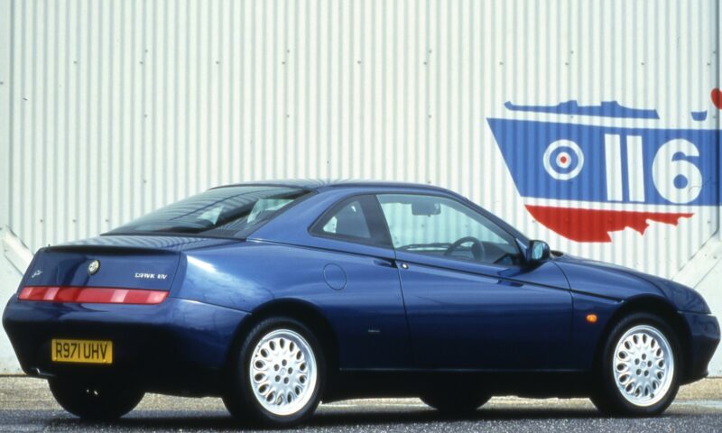 Alfa Romeo, GTV, coupe, Alfa Romeo GTV, Spider, Italian car, motoring, automotive, modern classic, sports car, car and classic, carandclassic.co.uk, performance car, car, cars