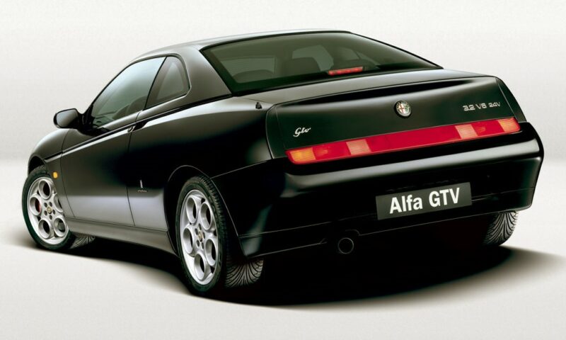 Alfa Romeo, GTV, coupe, Alfa Romeo GTV, Spider, Italian car, motoring, automotive, modern classic, sports car, car and classic, carandclassic.co.uk, performance car, car, cars