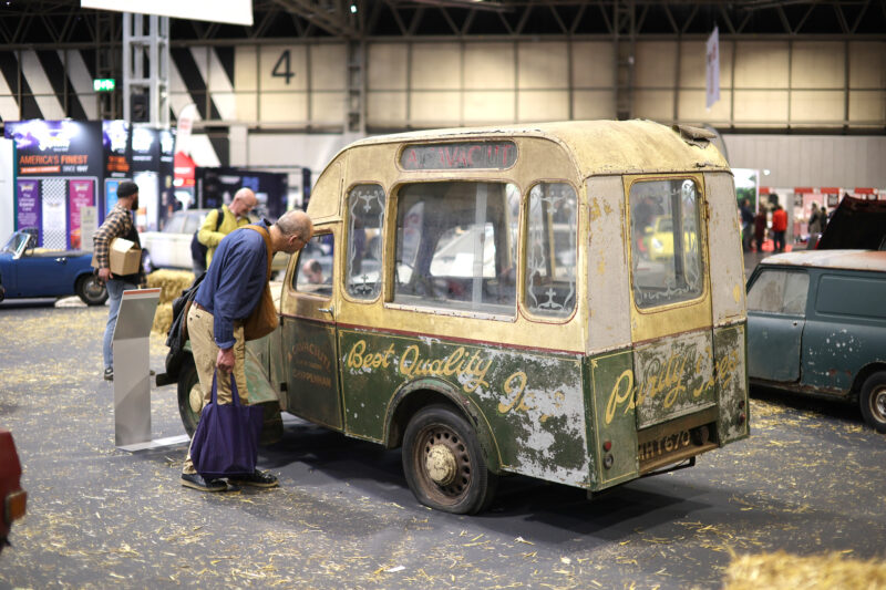 Resto, Restoration Show, NEC Restoration Show, classic car, retro car, barn find, project car, restoration project, motoring, automotive, car and classic, canandclassic.co.uk, classic, retro, car, cars, renault, ford, datsun, alfa romeo, rover, saab, mercedes, mercedes-benz, car show, car event