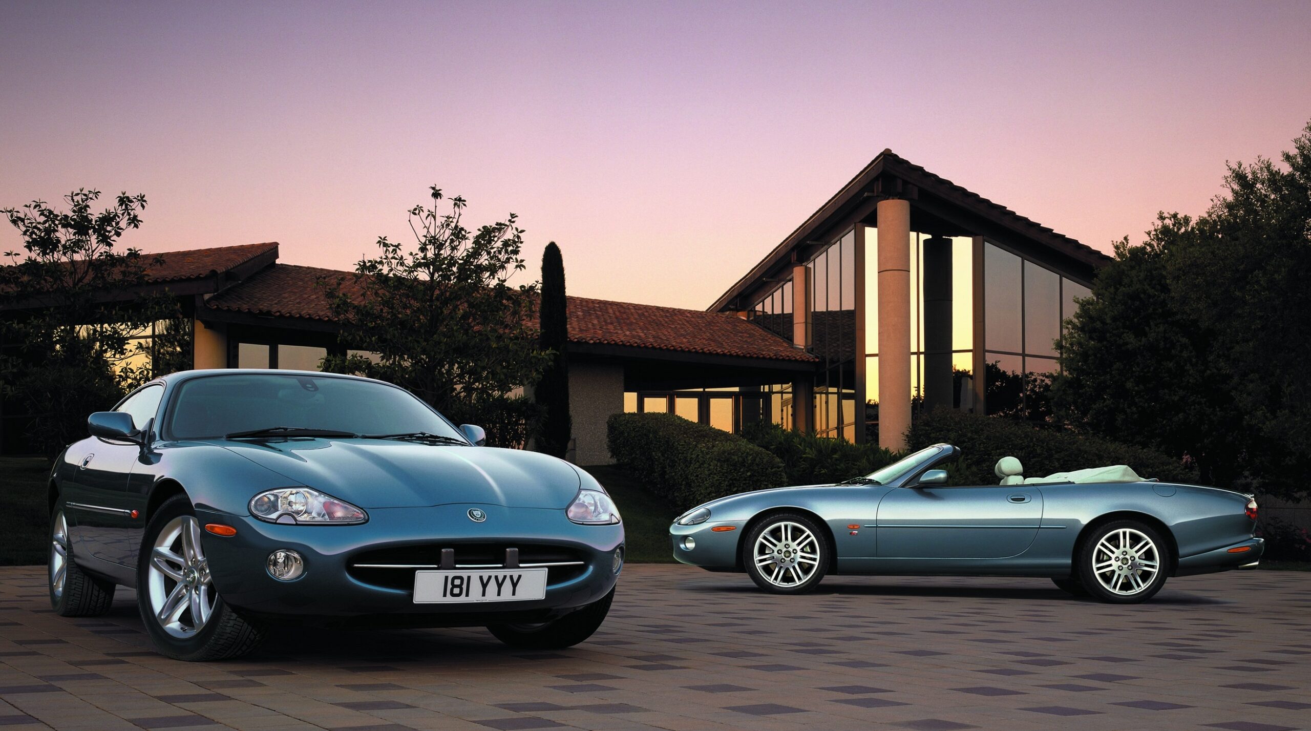 Jaguar XK8/XKR Buyer's Guide What To Pay And What To Look, 47 OFF