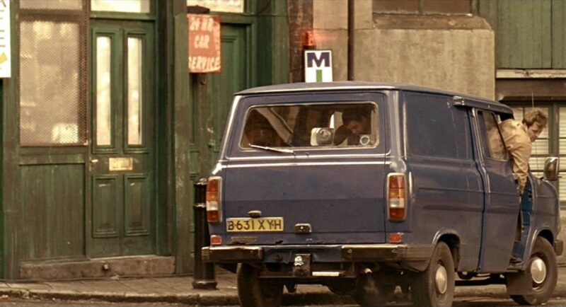 lock stock, lock stock and two smoking barrels, ford, ford granada, rover, rover p6, p6, rover p5b, p5b, rs2000, zodiac, ac cobra, motoring, automotive, guy ritchie, british film movie car, car and classic, carandclassic.co.uk, classic, retro, imcdb