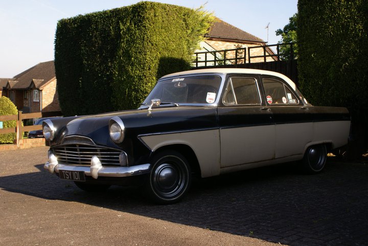 family, family car, motoring, automotive, ford zodiac, car and classic, carandclassic.co.uk, classic car, retro car, ford, zodiac, project car