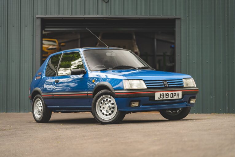 Voiture Car-Horse Salza Peugeot 205 GTI Banania - Ancien Stock Tour De France