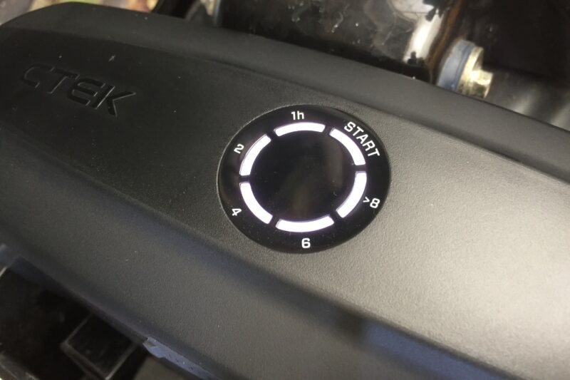 Battery charger, battery maintainer, trickle charger, CTEK, CS Free, CTEK CS Free, garage, tools, car and classic, carandclassic.co.uk, retro car, car mechanic, car restoration, motoring, automotive