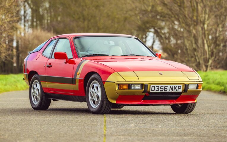 924S, Porsche, porsche 924S, Porsche 924, 924, 944, Porsche 944, classic car, retro car, motoring, automotive, car and classic, carandclassic.co.uk,