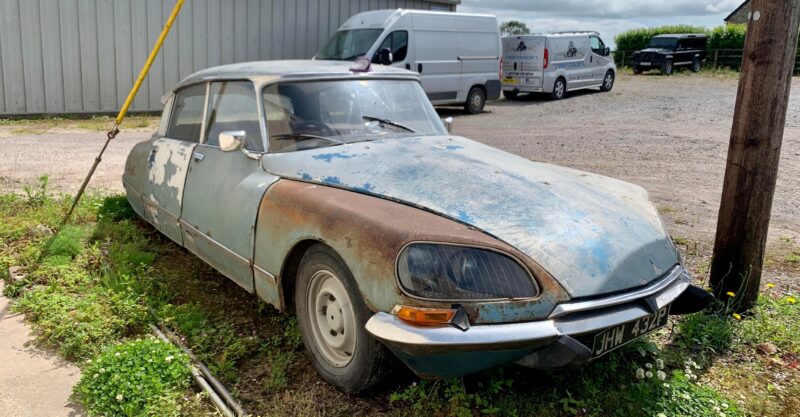 Citroën DS, DS, Citroën, French classic, project car, project Citroën DS, barn find, restoration project, classic car, retro car, rolling restoration, car and classic, carandclassic.co.uk
