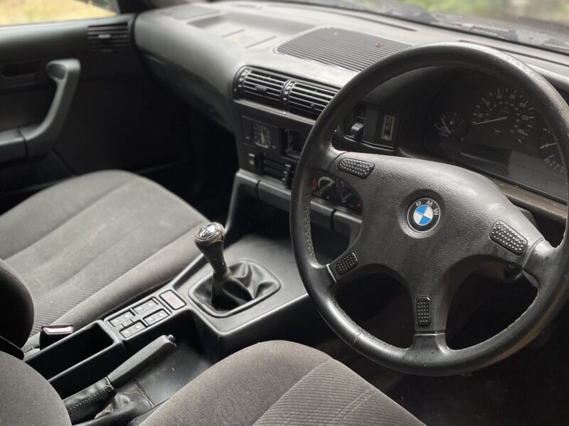 BMW 520i, BMW, E34, BMW E34, E34 520i, 520i, classic car, retro car, modern classic, motoring, automotive, BMW project car, barn find, restoration project, car and classic, carandclassic.co.uk, retro, classic, German classic car, BMW E34 for sale