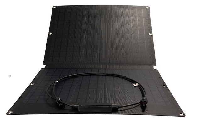 Battery charger, battery maintainer, trickle charger, CTEK, CS Free, CTEK CS Free, CTEK Solar Panel Charge Kit garage, tools, car and classic, carandclassic.co.uk, retro car, car mechanic, car restoration, motoring, automotive, solar power