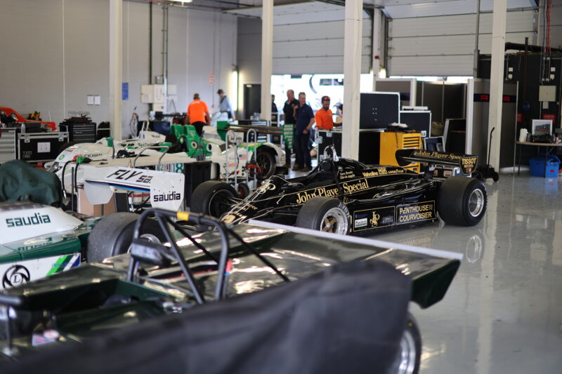 Silverstone Classic, Silverstone, Classic, motoring, automotive, car and classic, carandclassic.com, classic motorsport, austin, mini, austin healey, healey, jaguar, mercedes, cooper, bmw, ford, rs turbo, diana rs turbo, ferrari, porsche, classic motorsport event, silverstone classic 2022, classic, retro, high performance,