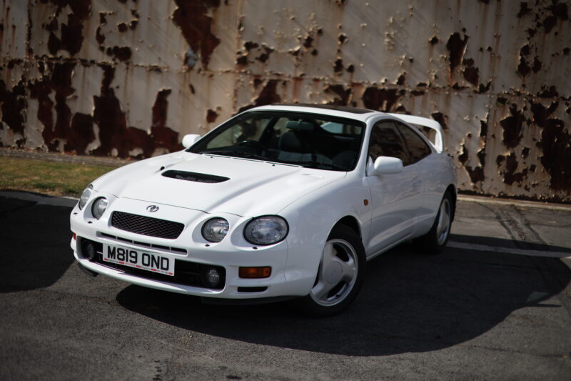 RADwood, radwood car show, car show, 90s, classic car, retro car, modified car, radwood show report, radwood UK, ford, rover, volvo, bmw, citroen, audi, lotus, lincoln, izuzu, ferrari, honda, delorean, volkswagen, peugeot, classic, retro, car and classic, carandclassic.com