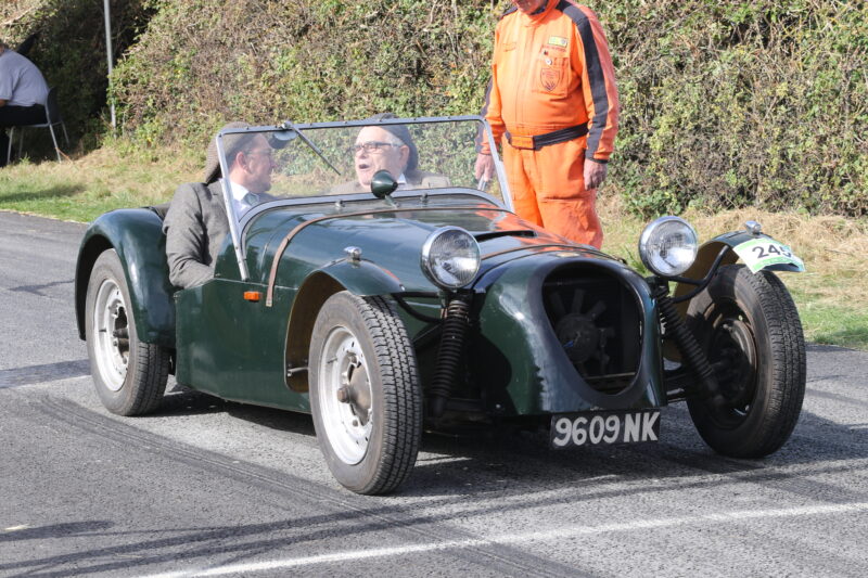 Kop, kop hill, kop hill climb, hill climb, motorsport, classic motorsport, motoring, automotive, car and classic, carandclassic.com, vintage motorsport, classic hill climb, retro, classic,
