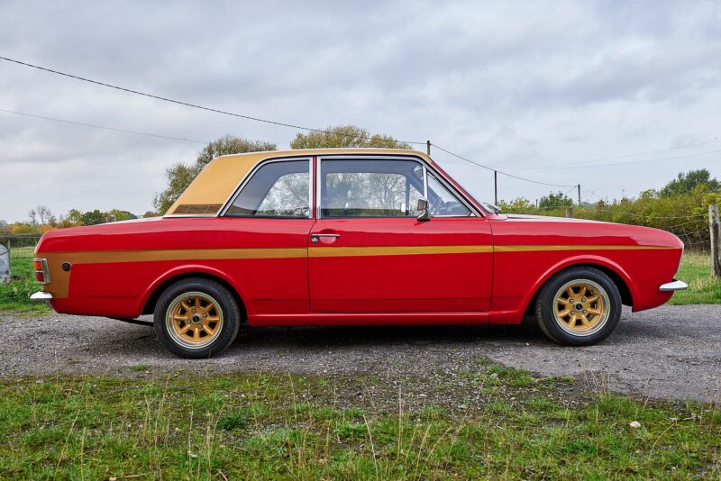 Cortina, Ford, Ford Cortina, car and classic, car and classic auctions, carandclassic.co.uk, motoring, automotive, estate car, '60s car, auction, motoring, automotive, classic, retro, Tiger Racing, Alan Mann Racing, Mk II, Zetec, engine swap, engine conversion