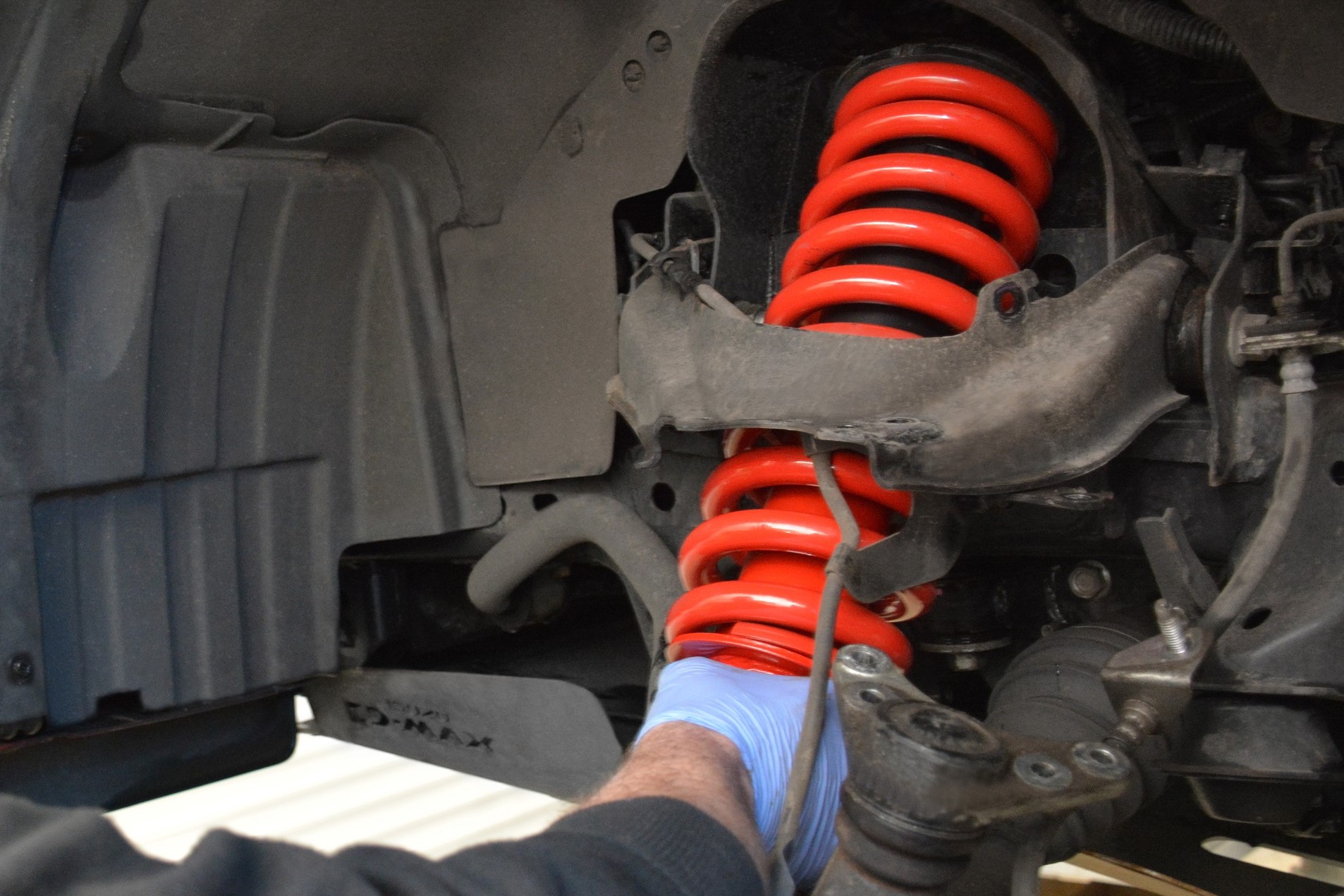 How To Change Your Suspension Dampers Car & Classic Magazine