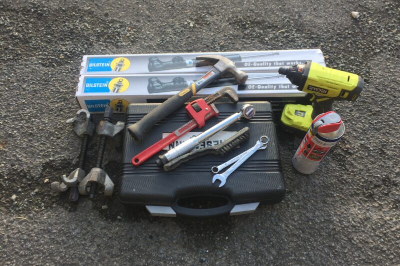 automotive, car repair, carandclassic, carandclassic.co.uk, classic car, DIY, home car repair, home service, motoring, retro car, service, servicing, vehicle maintenance, suspension, dampers, suspension dampers, suspension system