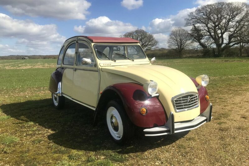 Citroën, Citroën 2CV, 2CV, Citroen, classic car, iconic car, retro car, motoring, automotive, retro, carandclassic, carandclassic.co.uk, Citroën 2CV Buying Guide, French car, Citroën 2CV Buyer's Guide