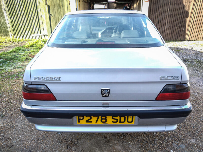 605, Peugeot, Peugeot 605, 605 V6, executive, luxury car, luxury saloon, french classic car, motoring, automotive, car and classic, carandclassic.com, peugeot 605 for sale, Peugeot 605 SVE