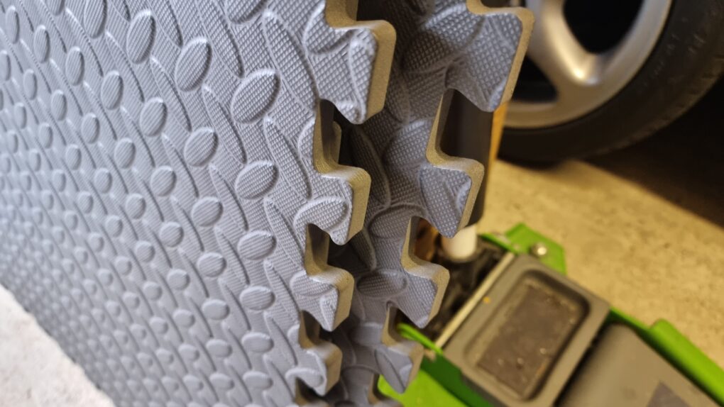 Halfords Garage Matting Product Review Car & Classic Magazine