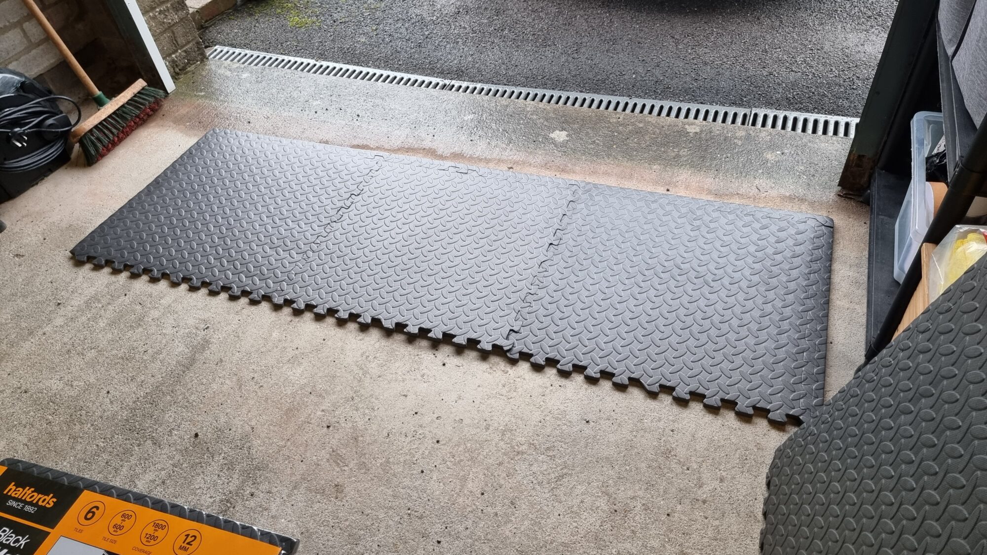 Halfords Garage Matting Product Review Car & Classic Magazine