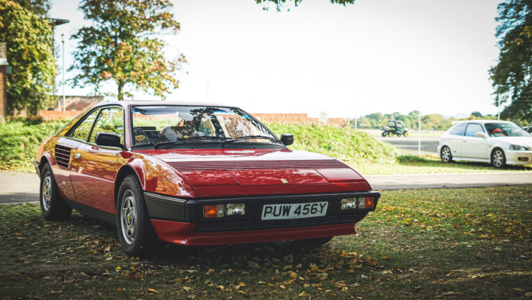computer classic car, retro car, motoring, automotive, carandclassic.com, car and classic, project car, online classic car, online car groups, car forums, digital information