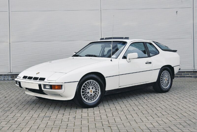 Porsche, 924, VW, Volkswagen, Porsche 924, 924S, Carrera GT, coupé, 2+2, sports car, motoring, automotive, car and classic, carandclassic.co.uk, performance car, car, cars, retro, turbo
