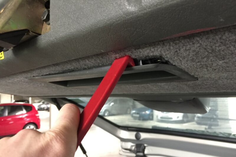 interior, trim, interior trim, trim removal tool, trim removal tools, Wetado, Wetado Trim Removal Kit, garage, trim removal kit, tools, car and classic, carandclassic.co.uk, retro car, car mechanic, car restoration, motoring, automotive