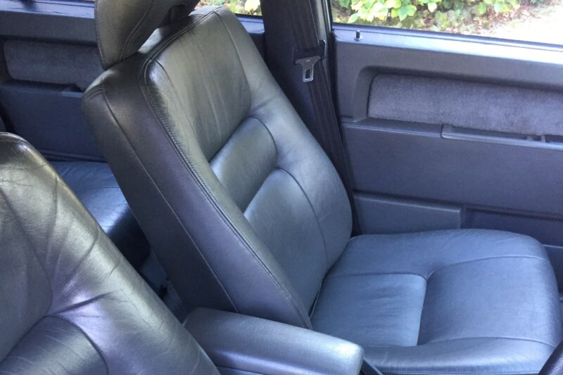 leather, leather food, leather care, Leather Care Cream, Autoglym, garage, tools, car and classic, carandclassic.co.uk, retro car, car mechanic, car restoration, motoring, automotive, tools, car detailing, car cleaning, Autoglym Leather Care Balm, leather balm, interior