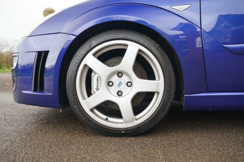 Ford Focus RS, Ford, Focus, Ford RS, RS, Focus RS, Rallye Sport, classic car, hot hatch, motoring, automotive, fast ford, performance ford, zetec, car and classic, carandclassic.com, modern classic