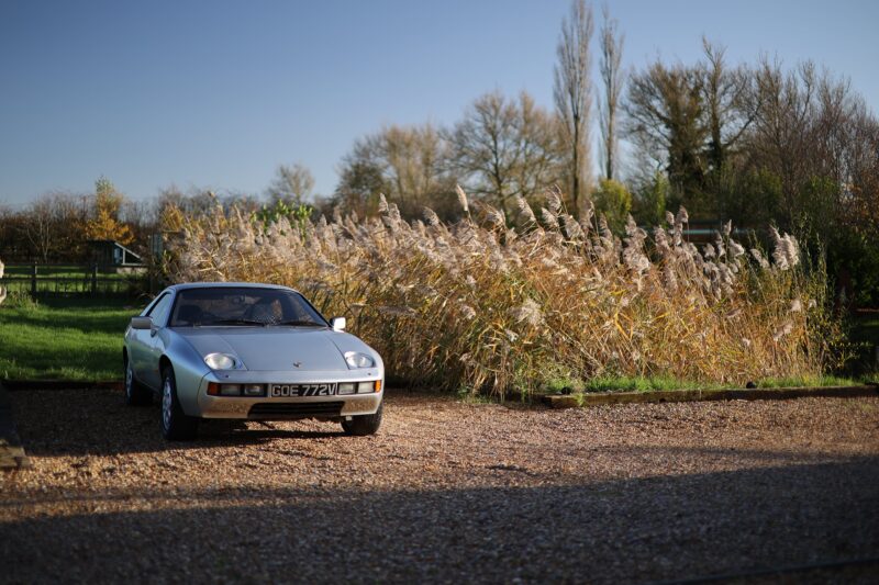 Porsche 928, 928, Porsche 928, 928 V8, V8 Porsche, V8 classic, classic car, retro car, risky business, youngtimer, motoring, automotive, gt car, car and classic, carandclassic.com