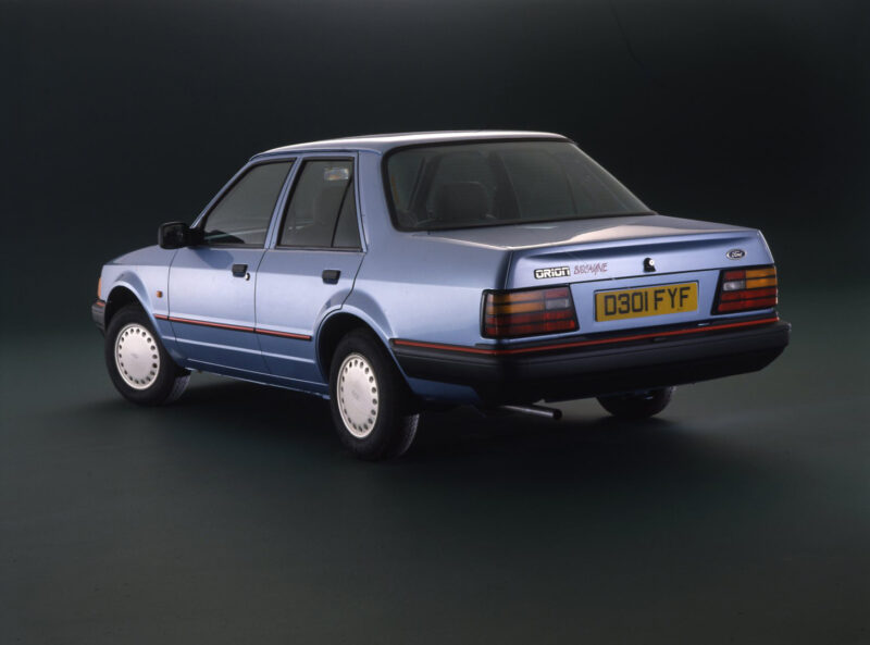 Orion, Ford, Ford Orion, Ford Orion 1,6i Ghia, Ford Orion Ghia, XR3i, Ford Escort, classic ford, retro ford, motoring, automotive, fast ford, performance ford, car and classic, carandclassic.com, retro, classic, Ford Orion for sale
