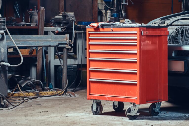 automotive, car repair, carandclassic, carandclassic.co.uk, classic car, DIY, home car repair, home service, motoring, retro car, service, servicing, vehicle maintenance, garage tips, tips and tricks, garage hacks, how to, guide, working on your classic