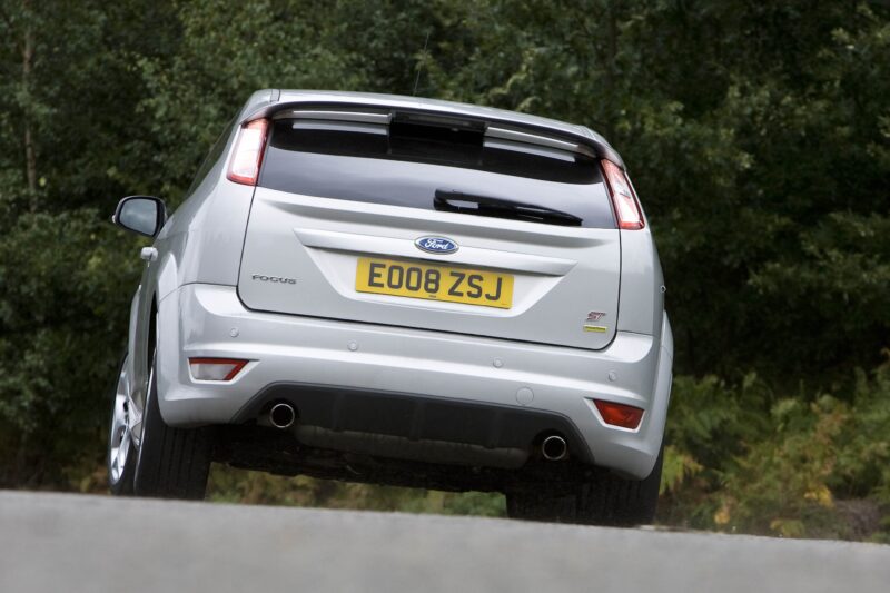 Ford, Focus, Ford Focus ST, Focus ST, hot hatch, five cylinder, turbocharged, performance ford, fast ford, classic ford, retro ford, motoring, automotive, car and classic, carandclassic.com, retro, sports car,