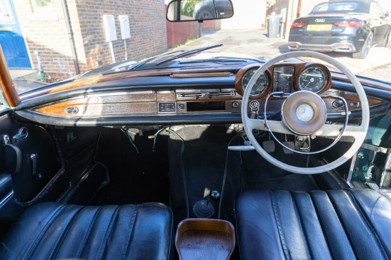 220SE, classic car, retro car, project car, rolling restoration, mercedes, benz, mercedes-benz, classic mercedes, car and classic, carandclassi.com, car and classic auctions